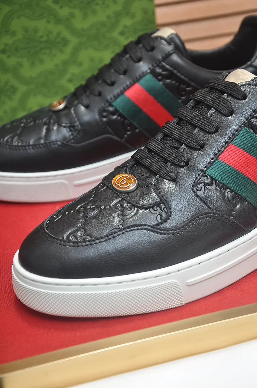 Men's men's shoes💰420💶[GUCCI Gucci] official website 1:1 men's sports shoes are now on the market, using original Gucci fabric + gluten lining, plus the official website original 1:1 comfortable outsole. Fashionable and versatile, super comfortable and breathable. 5 colors available, standard shoe size 38/45 (custom-made sizes 45 are non-refundable)